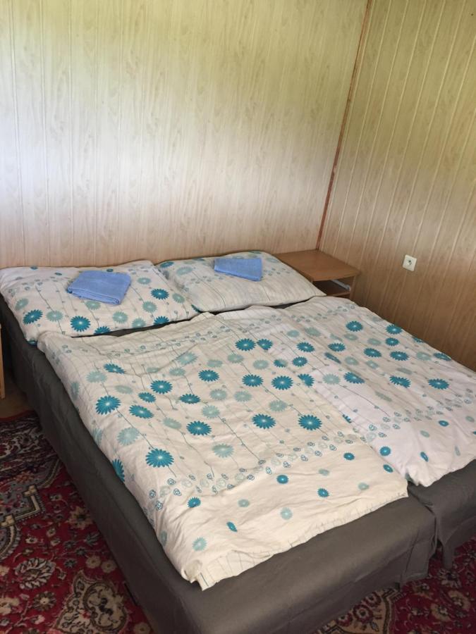 Chata Koniaren Villa Pavlovce Exteriör bild