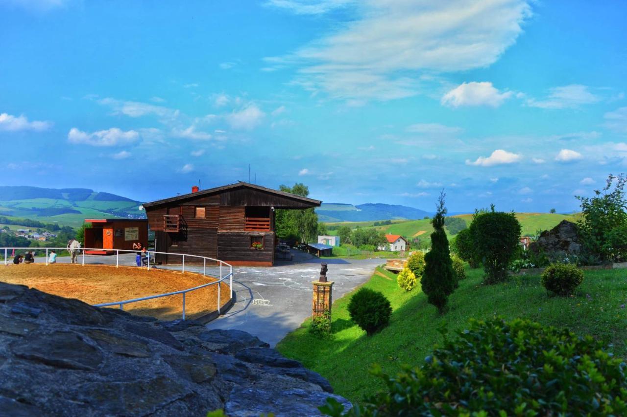 Chata Koniaren Villa Pavlovce Exteriör bild