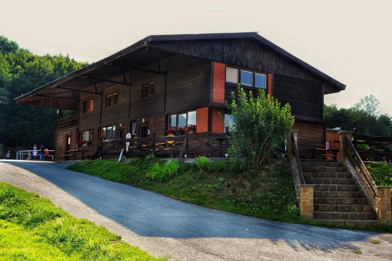 Chata Koniaren Villa Pavlovce Exteriör bild