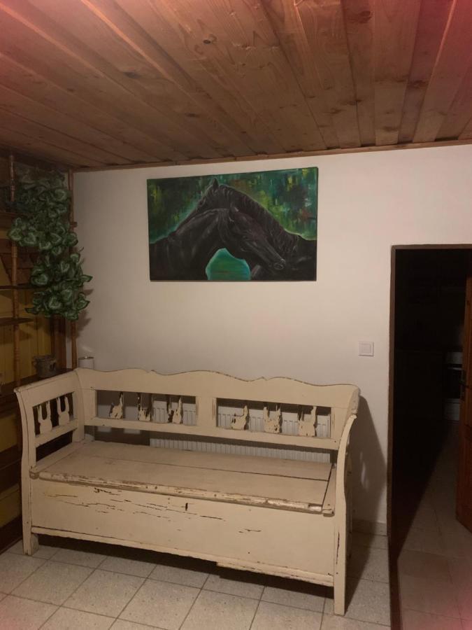 Chata Koniaren Villa Pavlovce Exteriör bild