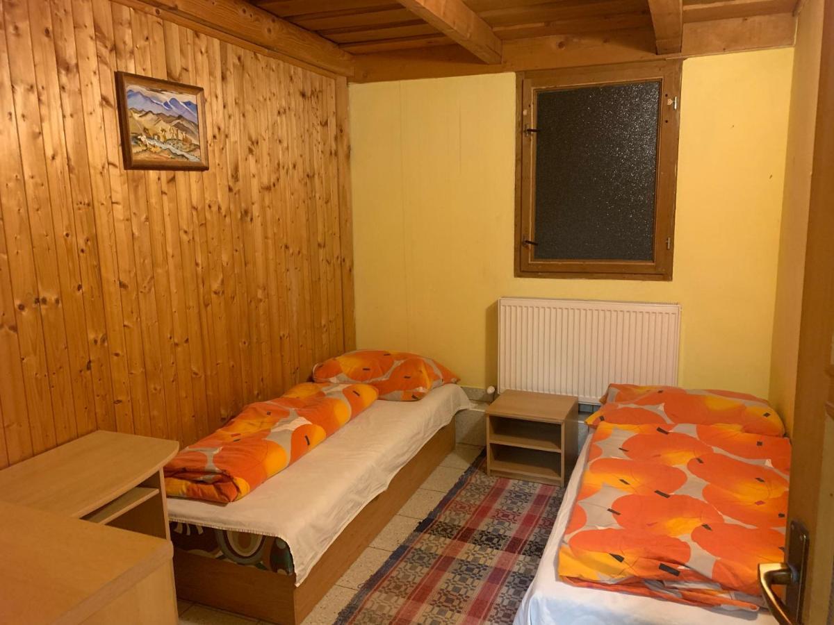 Chata Koniaren Villa Pavlovce Exteriör bild
